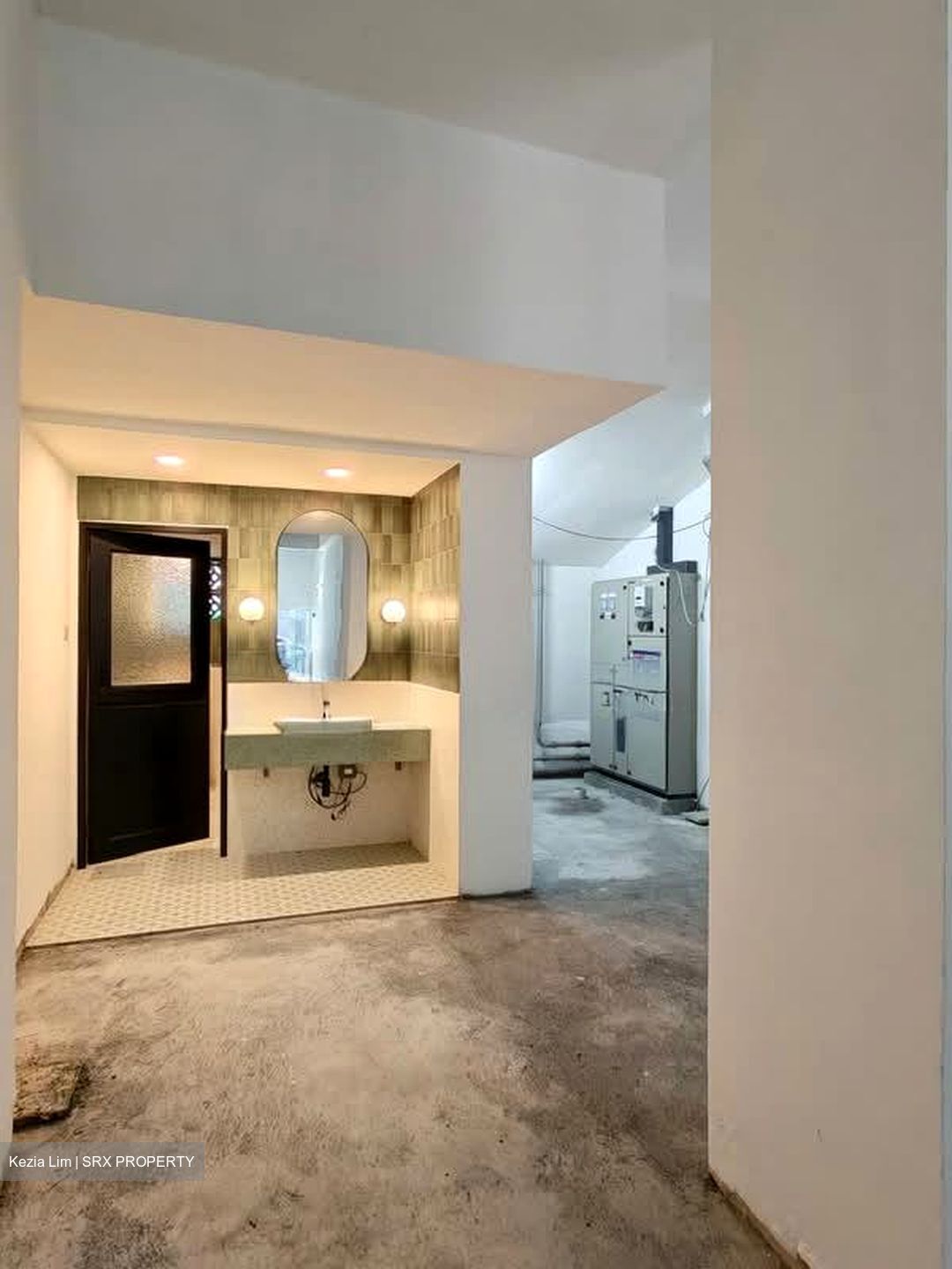 Lorong Telok (D1), Retail #567733991